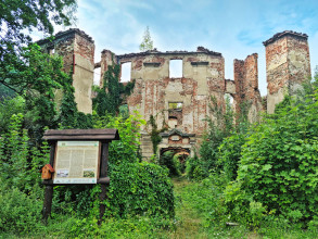 OWIESNO - Ruiny okrągłego zamku