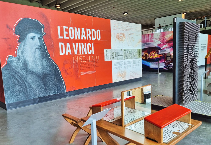 PODZAMCZE CHĘCIŃSKIE - Centrum Nauki Leonardo da Vinci
